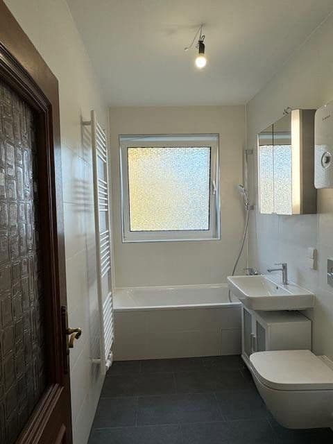 Prenájom bytu 8 m², Berlin, Berlín Prenájom bytu 8 m², Berlin, Berlín