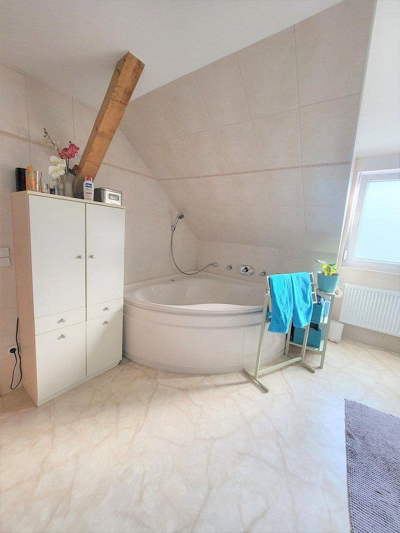 Predaj bytu 4-izbový 116 m², Kaisersbacher Str. 15, Fellbach, Bádensko-Wurttembersko Predaj bytu 4-izbový 116 m², Kaisersbacher Str. 15, Fellbach, Bádensko-Wurttembersko