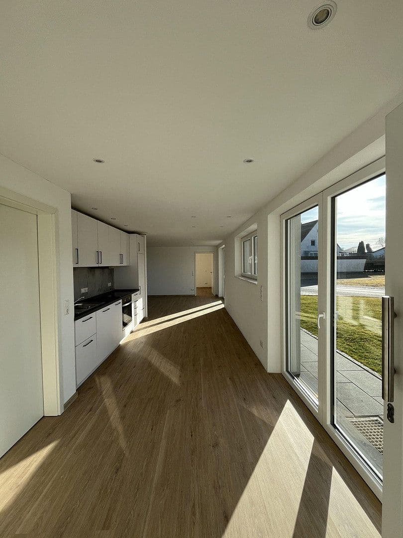 Prenájom bytu 2-izbový 80 m², Leutenbergstraße 2, Kammlach, Bavorsko Prenájom bytu 2-izbový 80 m², Leutenbergstraße 2, Kammlach, Bavorsko