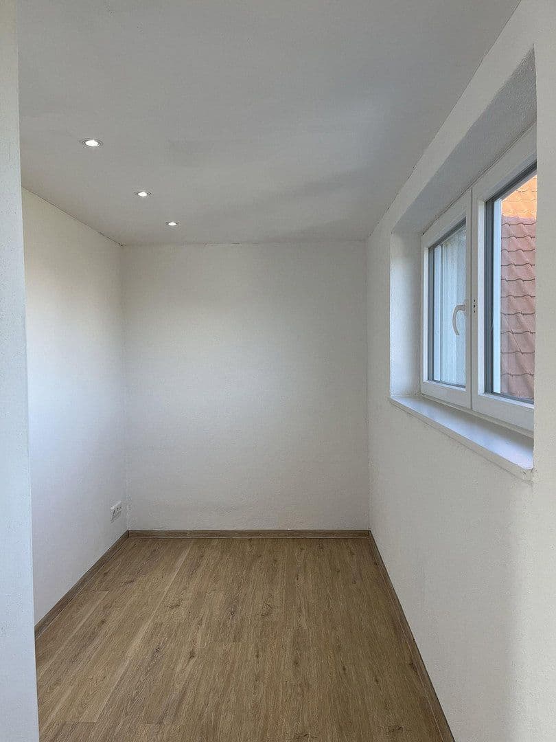Prenájom bytu 2-izbový 80 m², Leutenbergstraße 2, Kammlach, Bavorsko Prenájom bytu 2-izbový 80 m², Leutenbergstraße 2, Kammlach, Bavorsko