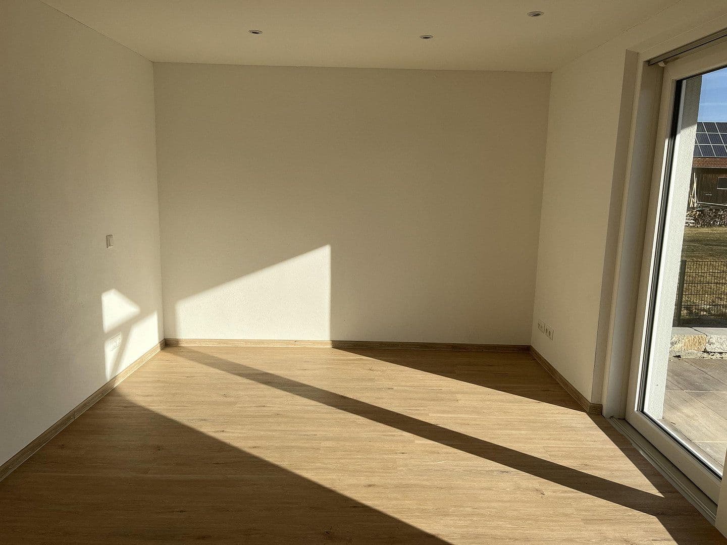 Prenájom bytu 2-izbový 80 m², Leutenbergstraße 2, Kammlach, Bavorsko Prenájom bytu 2-izbový 80 m², Leutenbergstraße 2, Kammlach, Bavorsko