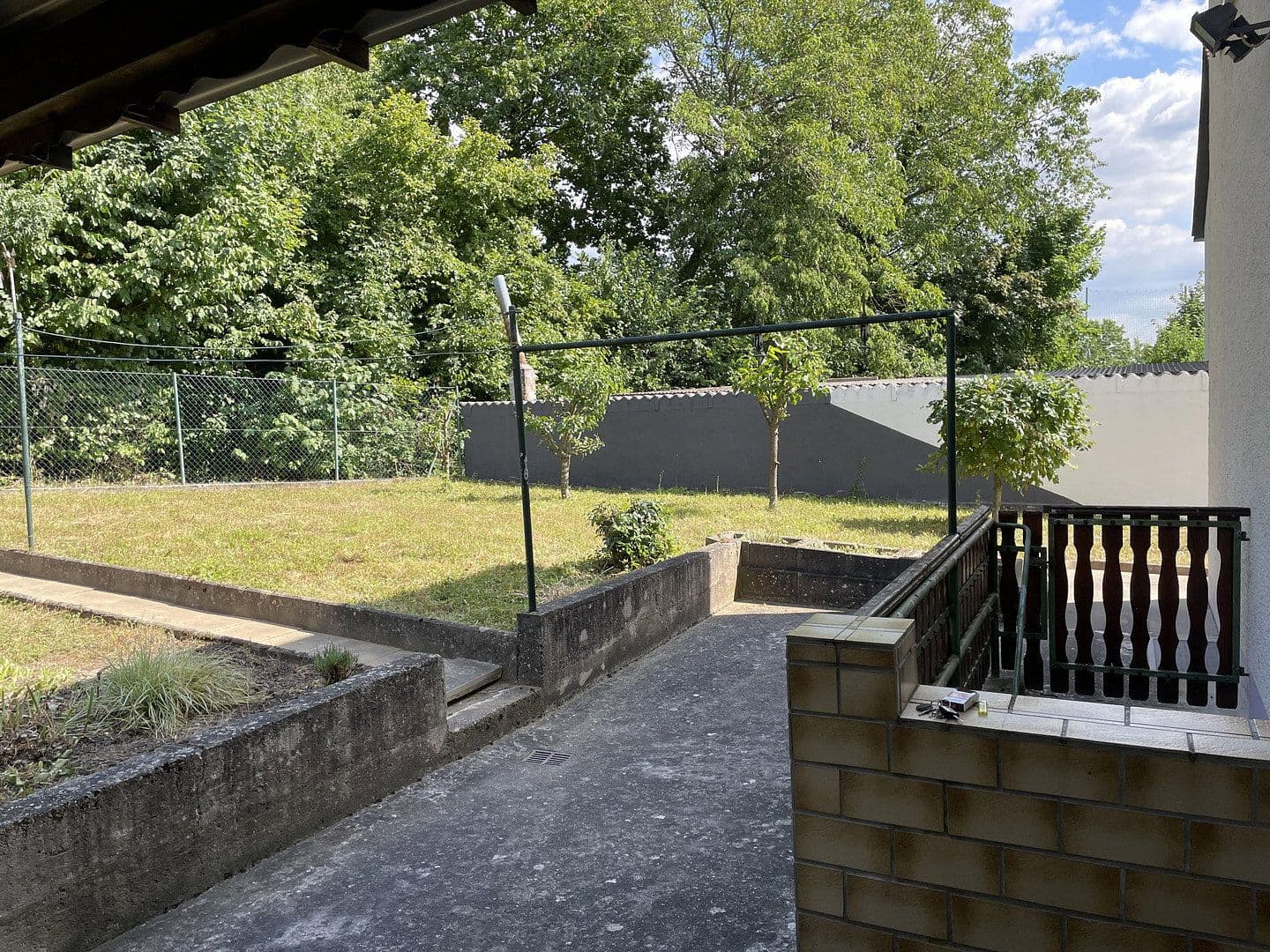 Predaj domu 116 m², pozemok 485 m², Gundelsheim, Bádensko-Wurttembersko Predaj domu 116 m², pozemok 485 m², Gundelsheim, Bádensko-Wurttembersko