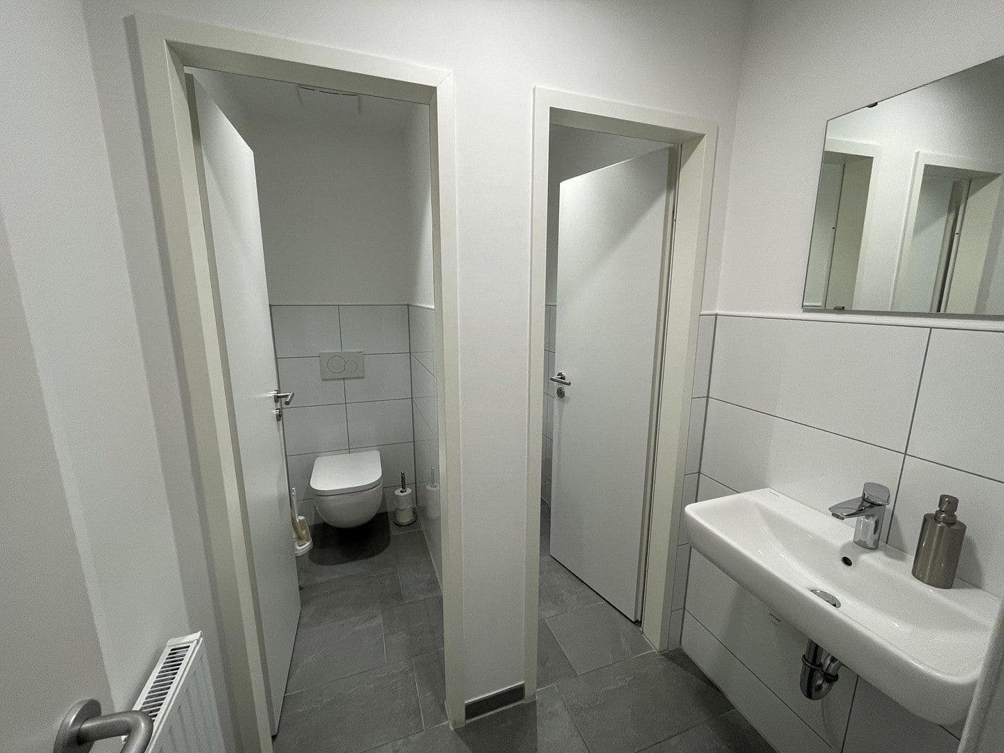Prenájom kancelárie 25 m², Formerstraße 47, Ratingen, Severné Porýnie - Westfálsko Prenájom kancelárie 25 m², Formerstraße 47, Ratingen, Severné Porýnie - Westfálsko