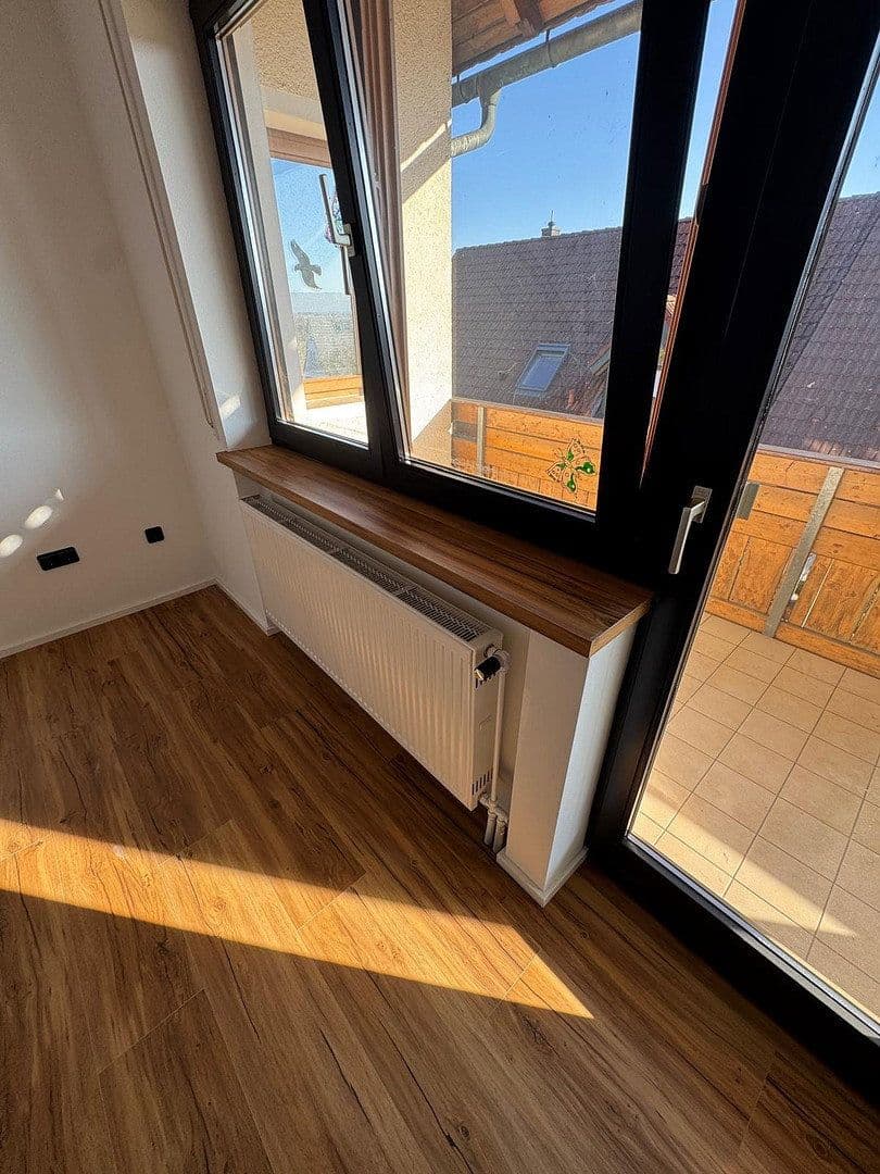 Prenájom bytu 3-izbový 115 m², Hepberg, Bavorsko Prenájom bytu 3-izbový 115 m², Hepberg, Bavorsko
