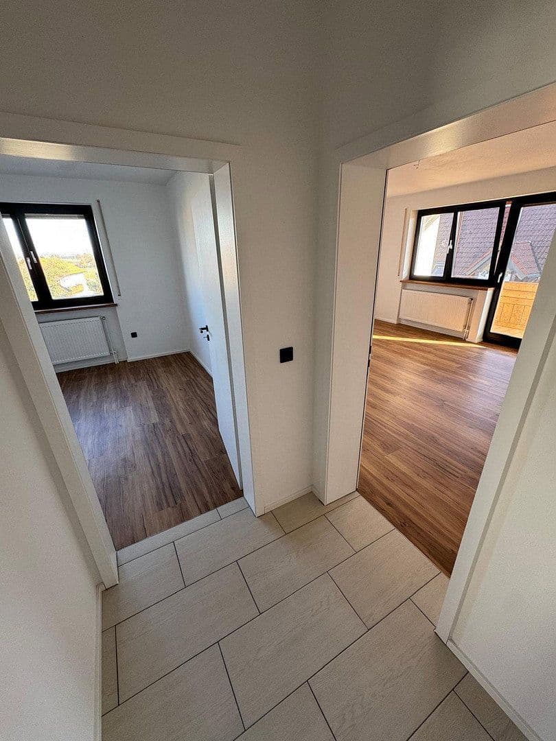 Prenájom bytu 3-izbový 115 m², Hepberg, Bavorsko Prenájom bytu 3-izbový 115 m², Hepberg, Bavorsko