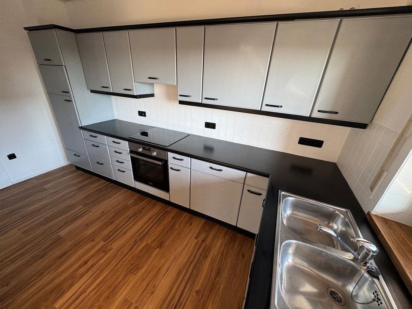 Prenájom bytu 3-izbový 115 m², Hepberg, Bavorsko Prenájom bytu 3-izbový 115 m², Hepberg, Bavorsko