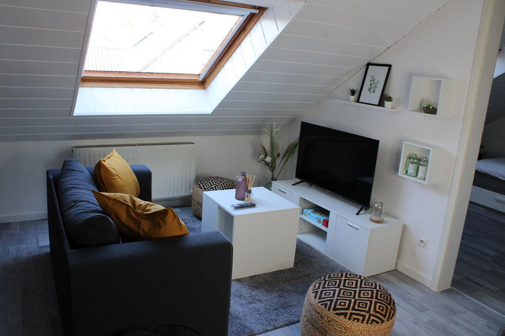 Prenájom bytu 2-izbový 35 m², Tal Str. 18/1, Untergruppenbach, Bádensko-Wurttembersko Prenájom bytu 2-izbový 35 m², Tal Str. 18/1, Untergruppenbach, Bádensko-Wurttembersko