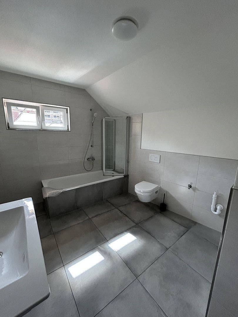 Prenájom bytu 3-izbový 107 m², Creglingen, Bádensko-Wurttembersko Prenájom bytu 3-izbový 107 m², Creglingen, Bádensko-Wurttembersko