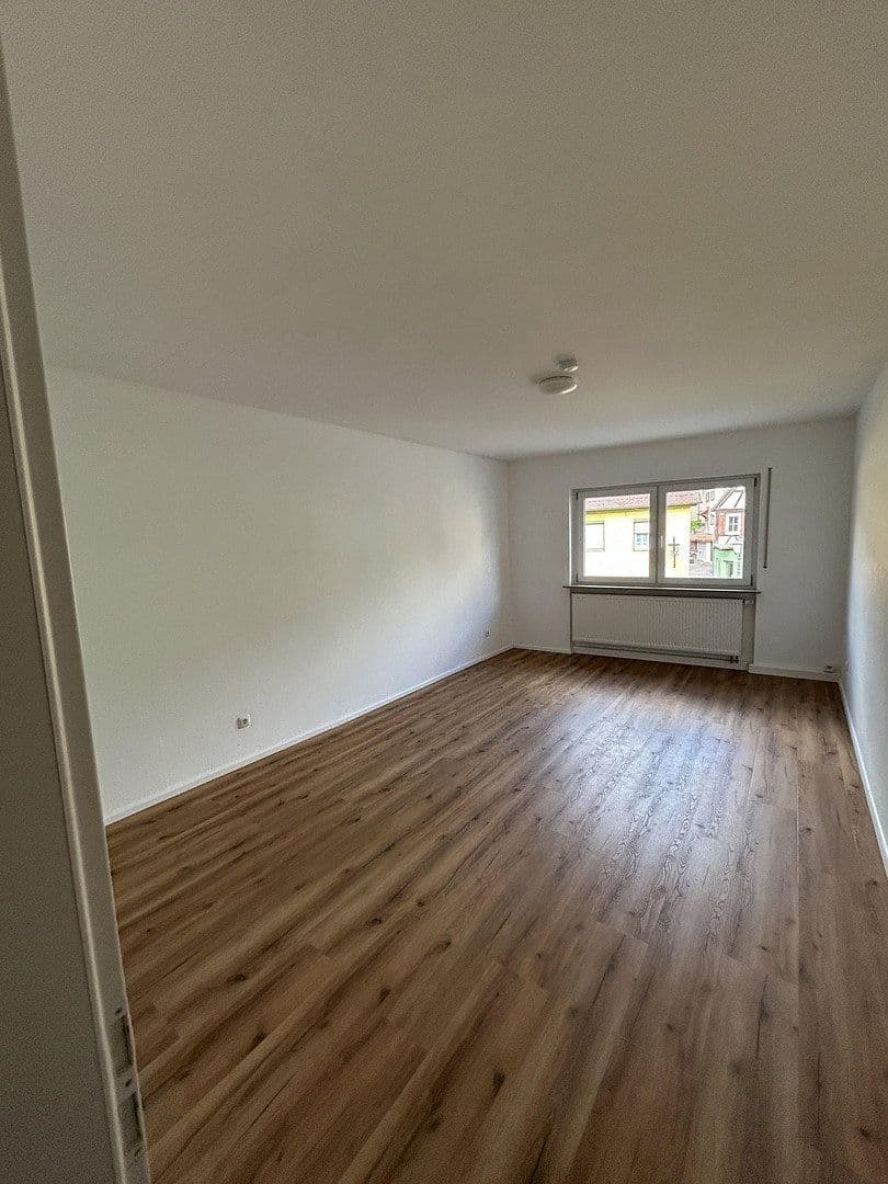 Prenájom bytu 3-izbový 107 m², Creglingen, Bádensko-Wurttembersko Prenájom bytu 3-izbový 107 m², Creglingen, Bádensko-Wurttembersko