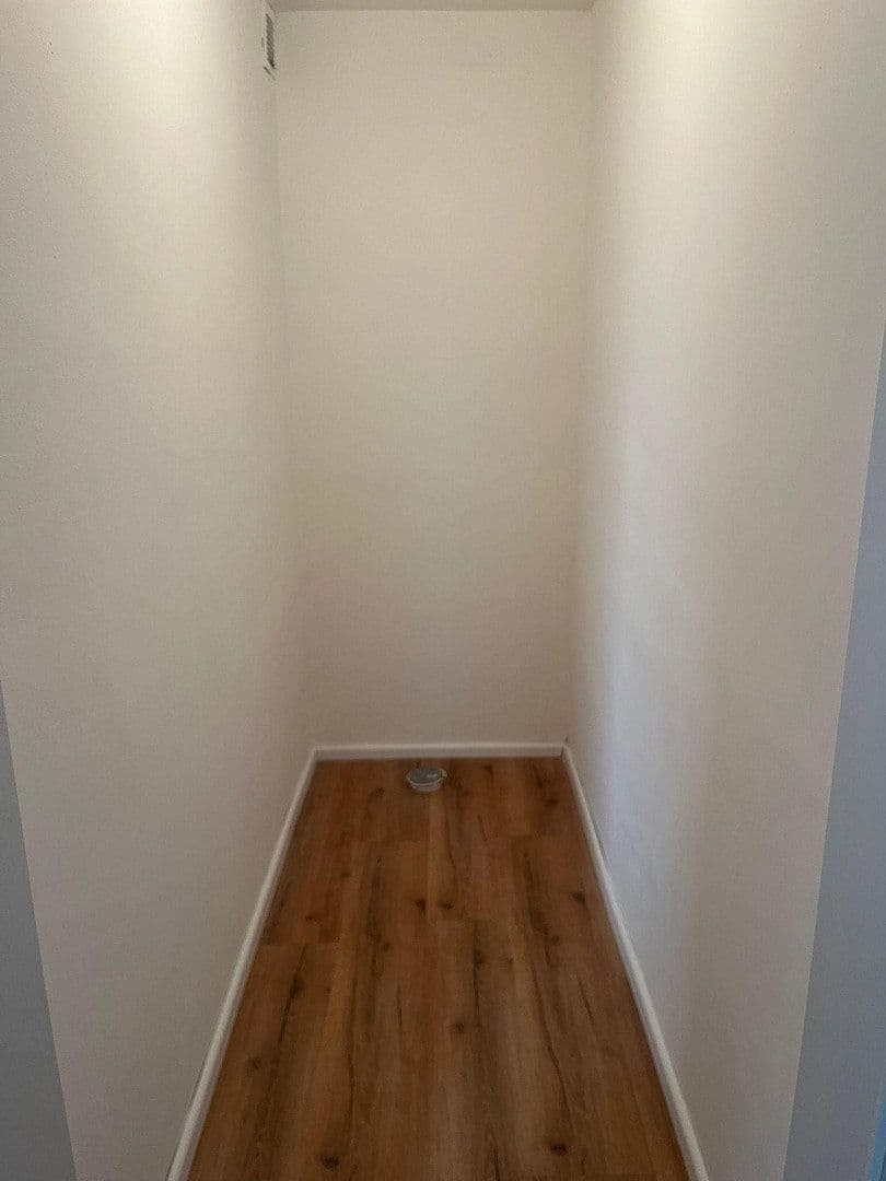Prenájom bytu 3-izbový 107 m², Creglingen, Bádensko-Wurttembersko Prenájom bytu 3-izbový 107 m², Creglingen, Bádensko-Wurttembersko