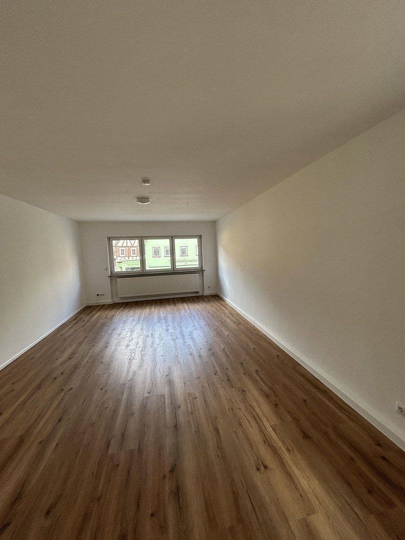 Prenájom bytu 3-izbový 107 m², Creglingen, Bádensko-Wurttembersko Prenájom bytu 3-izbový 107 m², Creglingen, Bádensko-Wurttembersko