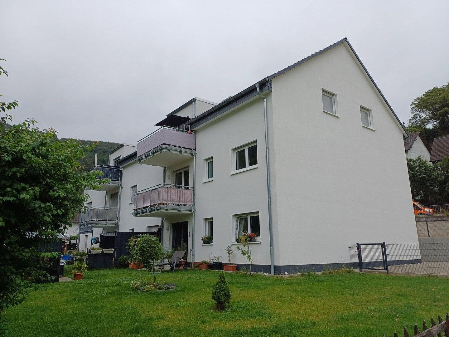 Prenájom bytu 4-izbový 95 m², Ligugestraße 9, Lorch, Hesensko Prenájom bytu 4-izbový 95 m², Ligugestraße 9, Lorch, Hesensko