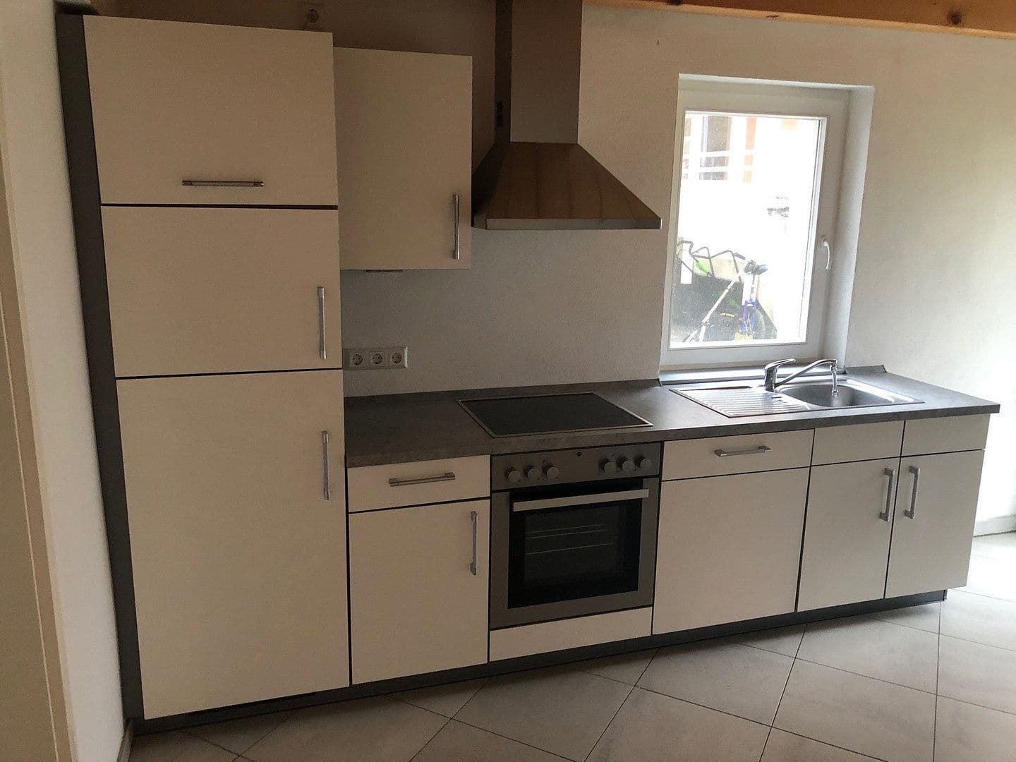 Prenájom bytu 2-izbový 78 m², Achern, Bádensko-Wurttembersko Prenájom bytu 2-izbový 78 m², Achern, Bádensko-Wurttembersko