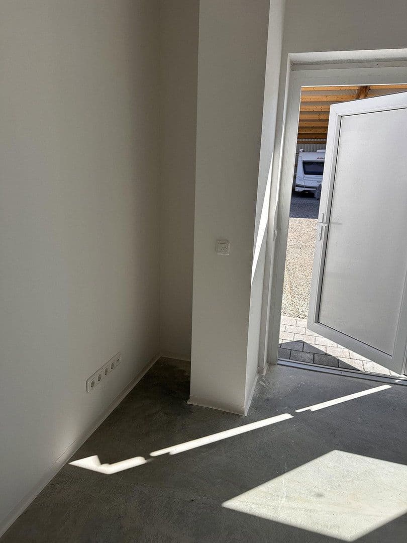 Prenájom nebytového priestoru 2.700 m², Michael Schäffer Straße 11d, Bobingen, Bavorsko Prenájom nebytového priestoru 2.700 m², Michael Schäffer Straße 11d, Bobingen, Bavorsko