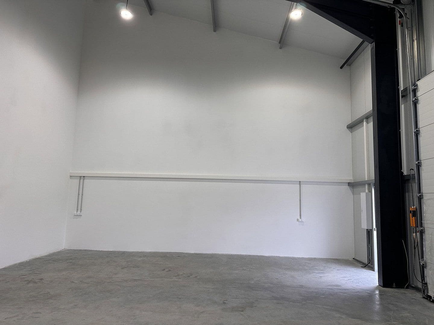 Prenájom nebytového priestoru 2.700 m², Michael Schäffer Straße 11d, Bobingen, Bavorsko Prenájom nebytového priestoru 2.700 m², Michael Schäffer Straße 11d, Bobingen, Bavorsko