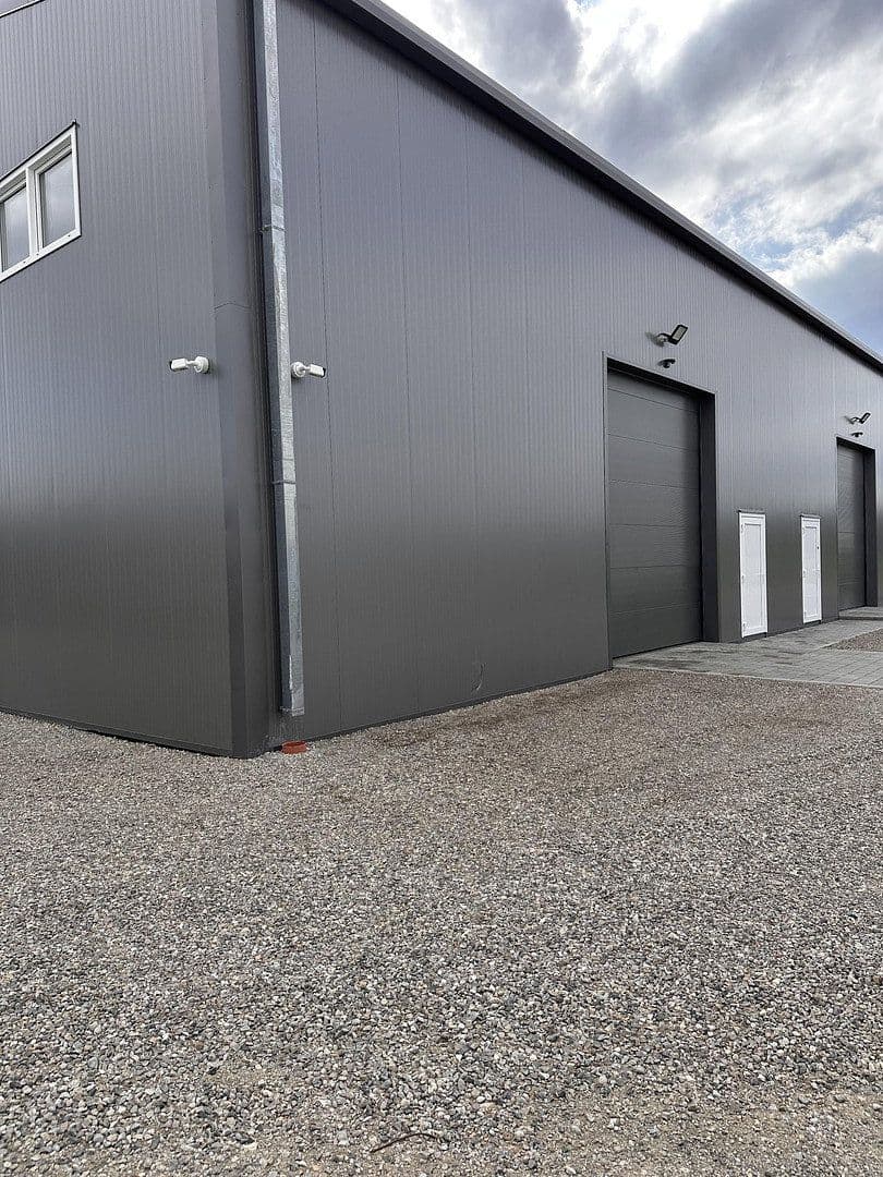 Prenájom nebytového priestoru 2.700 m², Michael Schäffer Straße 11d, Bobingen, Bavorsko Prenájom nebytového priestoru 2.700 m², Michael Schäffer Straße 11d, Bobingen, Bavorsko