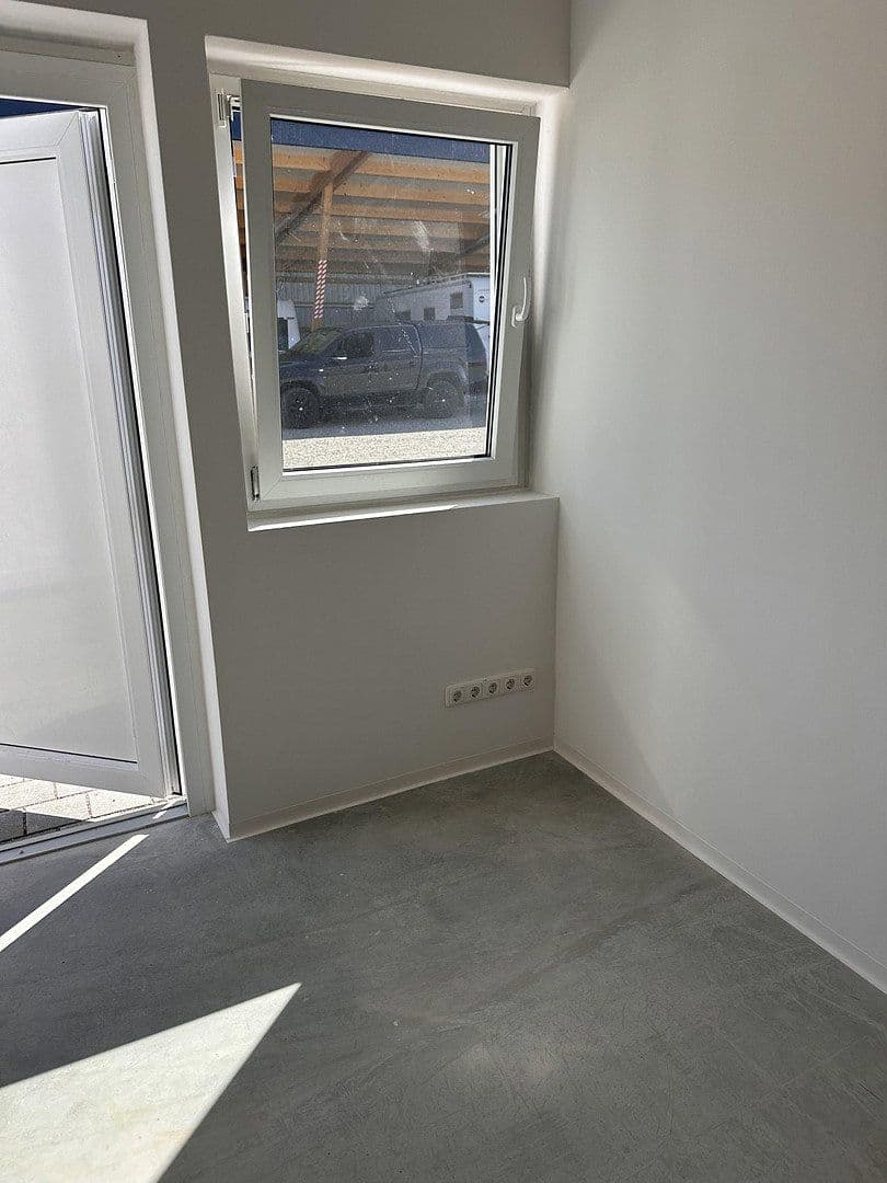 Prenájom nebytového priestoru 2.700 m², Michael Schäffer Straße 11d, Bobingen, Bavorsko Prenájom nebytového priestoru 2.700 m², Michael Schäffer Straße 11d, Bobingen, Bavorsko