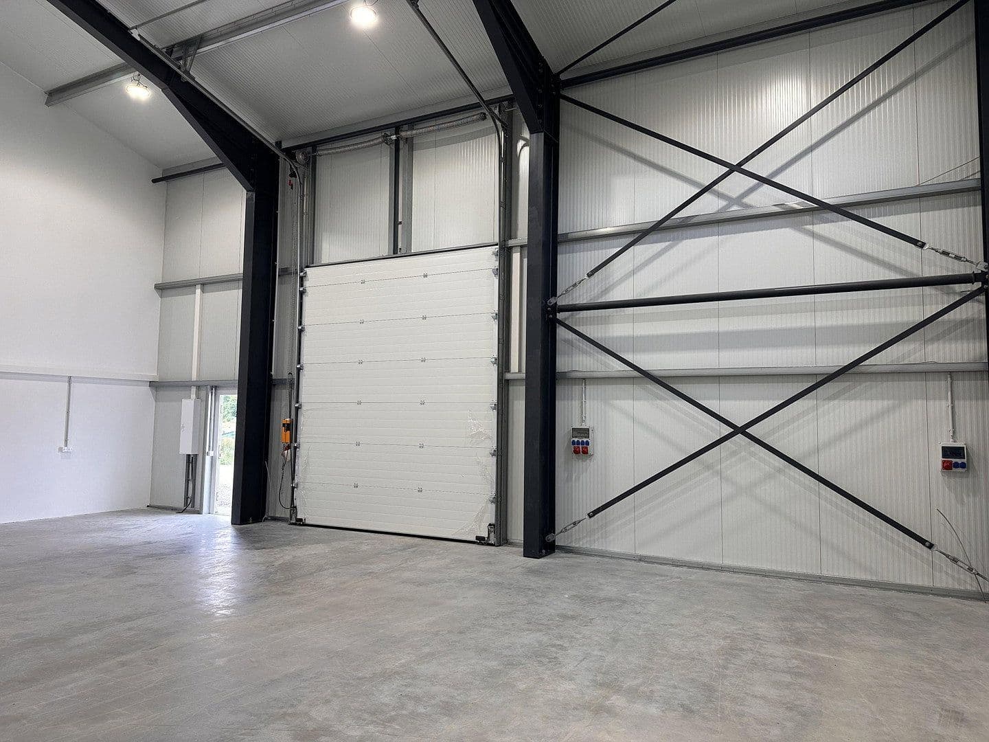 Prenájom nebytového priestoru 2.700 m², Michael Schäffer Straße 11d, Bobingen, Bavorsko Prenájom nebytového priestoru 2.700 m², Michael Schäffer Straße 11d, Bobingen, Bavorsko