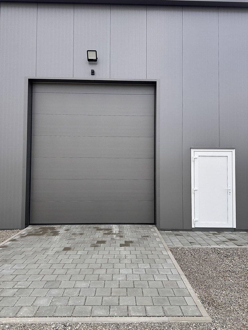 Prenájom nebytového priestoru 2.700 m², Michael Schäffer Straße 11d, Bobingen, Bavorsko Prenájom nebytového priestoru 2.700 m², Michael Schäffer Straße 11d, Bobingen, Bavorsko