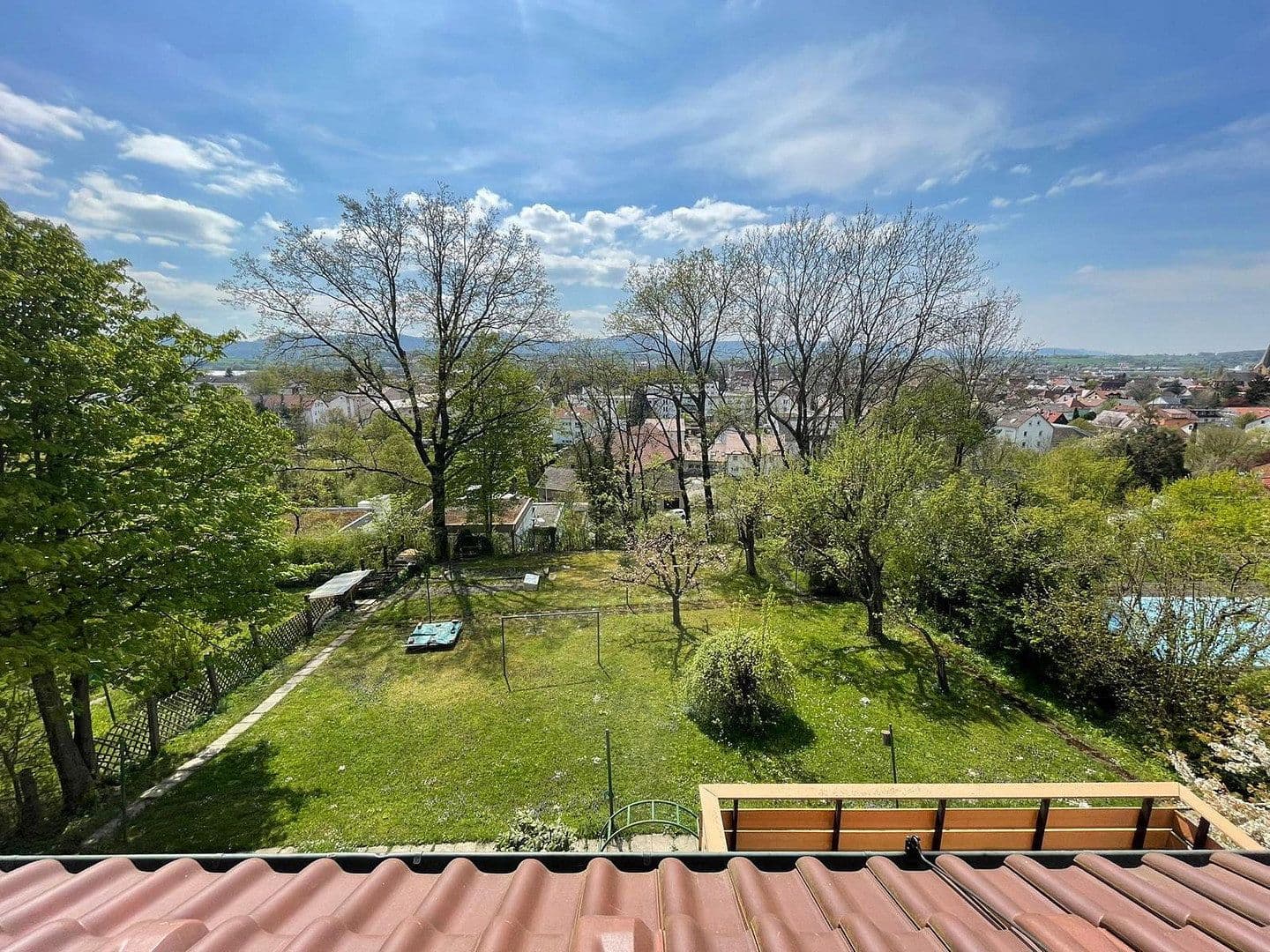 Prenájom bytu 3-izbový 48 m², Eisingen, Bádensko-Wurttembersko Prenájom bytu 3-izbový 48 m², Eisingen, Bádensko-Wurttembersko