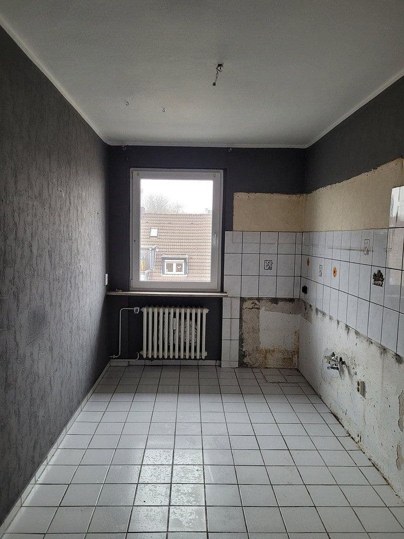 Prenájom bytu 3-izbový 68 m², Letjensstr. 23, Duisburg, Severné Porýnie - Westfálsko Prenájom bytu 3-izbový 68 m², Letjensstr. 23, Duisburg, Severné Porýnie - Westfálsko