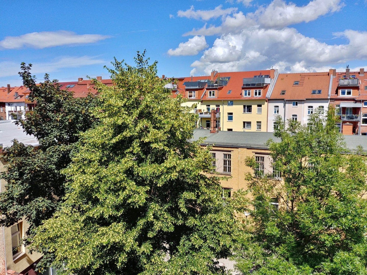Prenájom bytu 2-izbový 70 m², Erfurt, Durínsko Prenájom bytu 2-izbový 70 m², Erfurt, Durínsko
