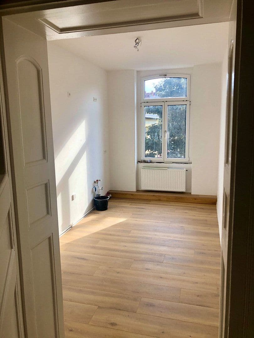 Prenájom bytu 2-izbový 70 m², Erfurt, Durínsko Prenájom bytu 2-izbový 70 m², Erfurt, Durínsko