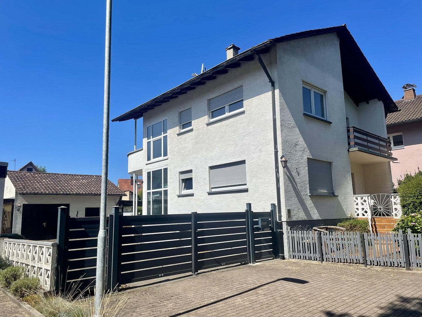 Prenájom domu 136 m², pozemok 490 m², Mühlhausen, Bádensko-Wurttembersko Prenájom domu 136 m², pozemok 490 m², Mühlhausen, Bádensko-Wurttembersko
