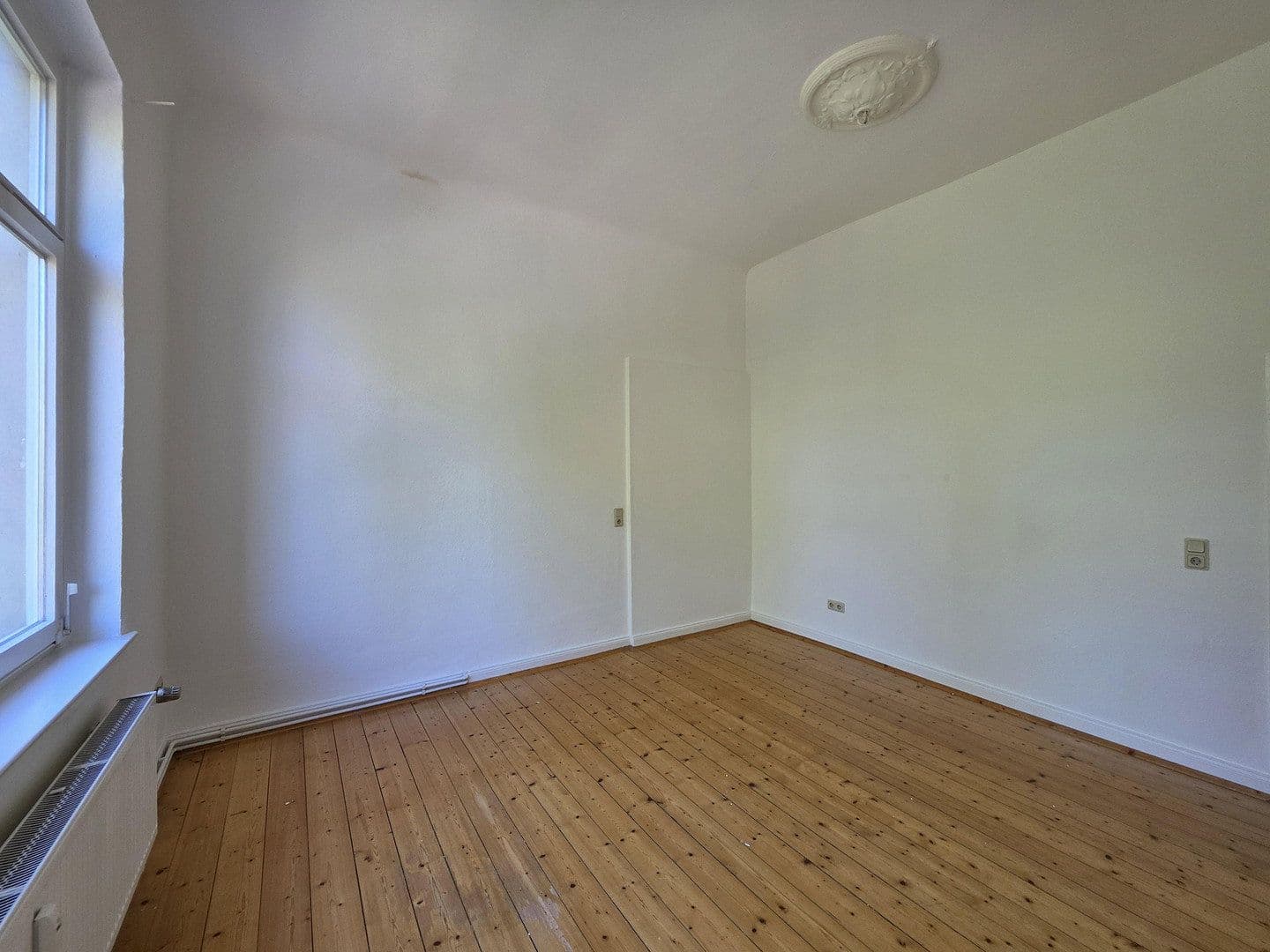 Prenájom bytu 2-izbový 37 m², Schildweg 16, Göttingen, Dolné Sasko Prenájom bytu 2-izbový 37 m², Schildweg 16, Göttingen, Dolné Sasko