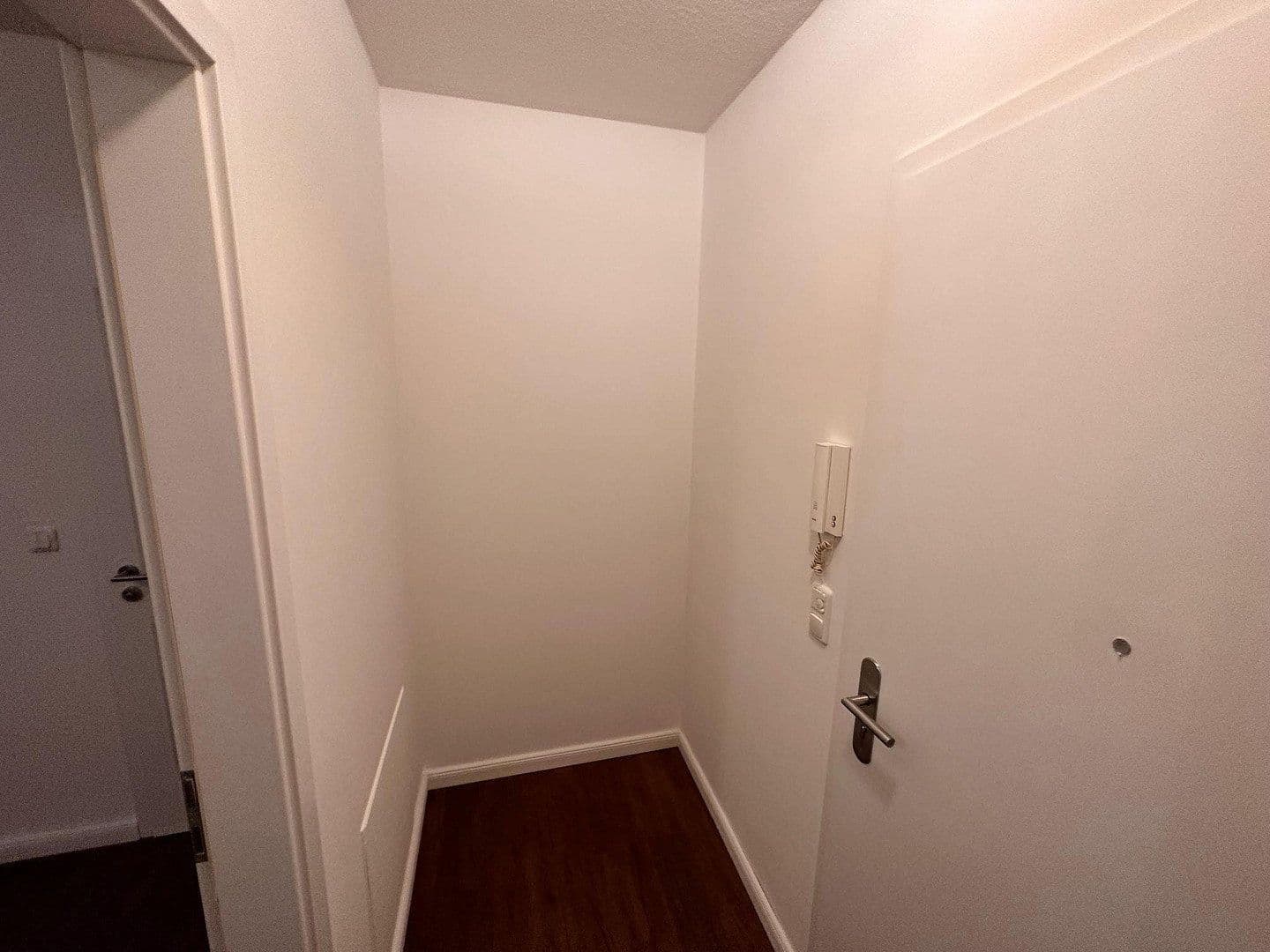 Prenájom bytu 1-izbový 30 m², Rosengarten, Dolné Sasko Prenájom bytu 1-izbový 30 m², Rosengarten, Dolné Sasko