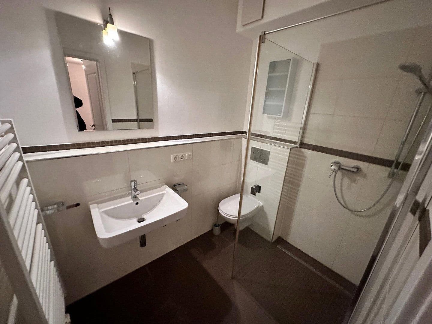 Prenájom bytu 1-izbový 30 m², Rosengarten, Dolné Sasko Prenájom bytu 1-izbový 30 m², Rosengarten, Dolné Sasko