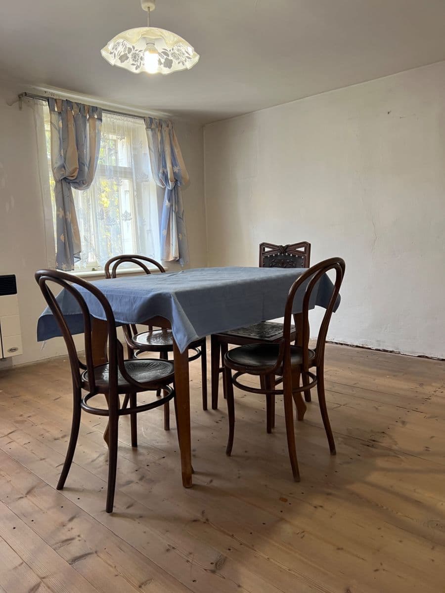 Predaj rekreačného objektu 180 m², pozemok 474 m², Jaroměřice, Pardubický kraj Predaj rekreačného objektu 180 m², pozemok 474 m², Jaroměřice, Pardubický kraj