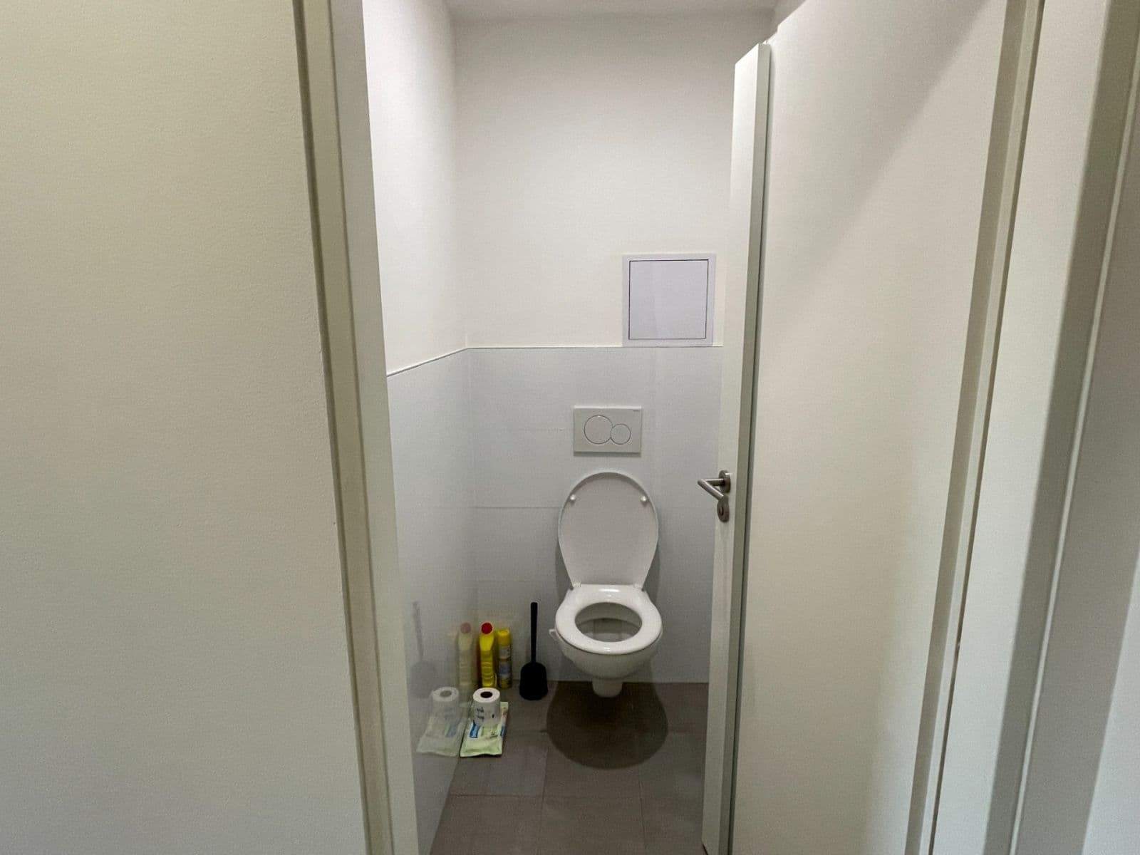 Prenájom bytu 2-izbový 50 m², Terronská, Praha, Praha Prenájom bytu 2-izbový 50 m², Terronská, Praha, Praha