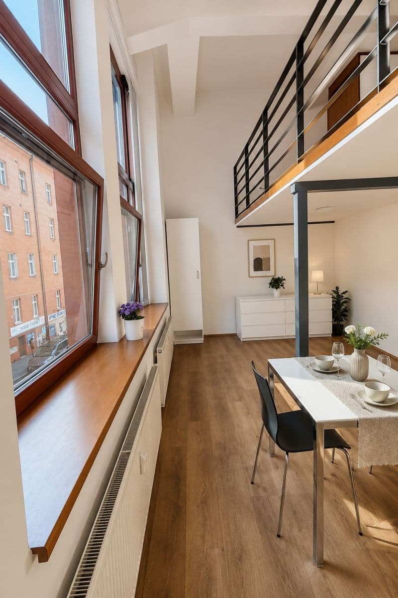 Prenájom bytu 2-izbový 57 m², Novákových, Praha, Praha Prenájom bytu 2-izbový 57 m², Novákových, Praha, Praha