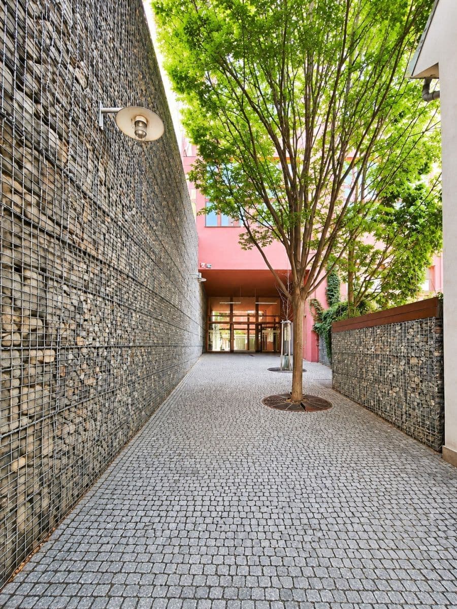 Prenájom bytu 2-izbový 57 m², Novákových, Praha, Praha Prenájom bytu 2-izbový 57 m², Novákových, Praha, Praha