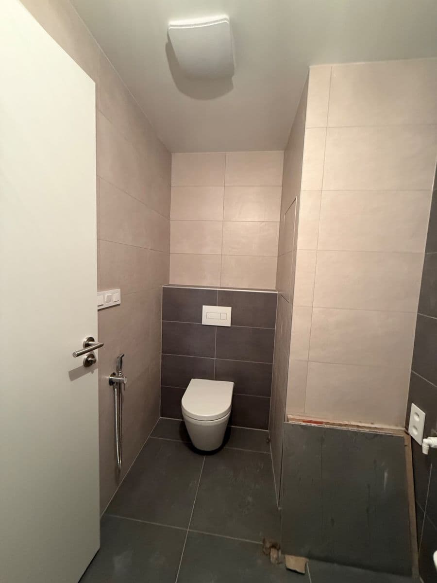 Prenájom bytu 1-izbový 33 m², Hvězdová, Brno, Jihomoravský kraj Prenájom bytu 1-izbový 33 m², Hvězdová, Brno, Jihomoravský kraj