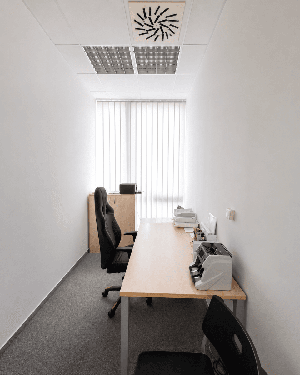 Prenájom kancelárie 45 m², Lomnického, Praha, Praha Prenájom kancelárie 45 m², Lomnického, Praha, Praha