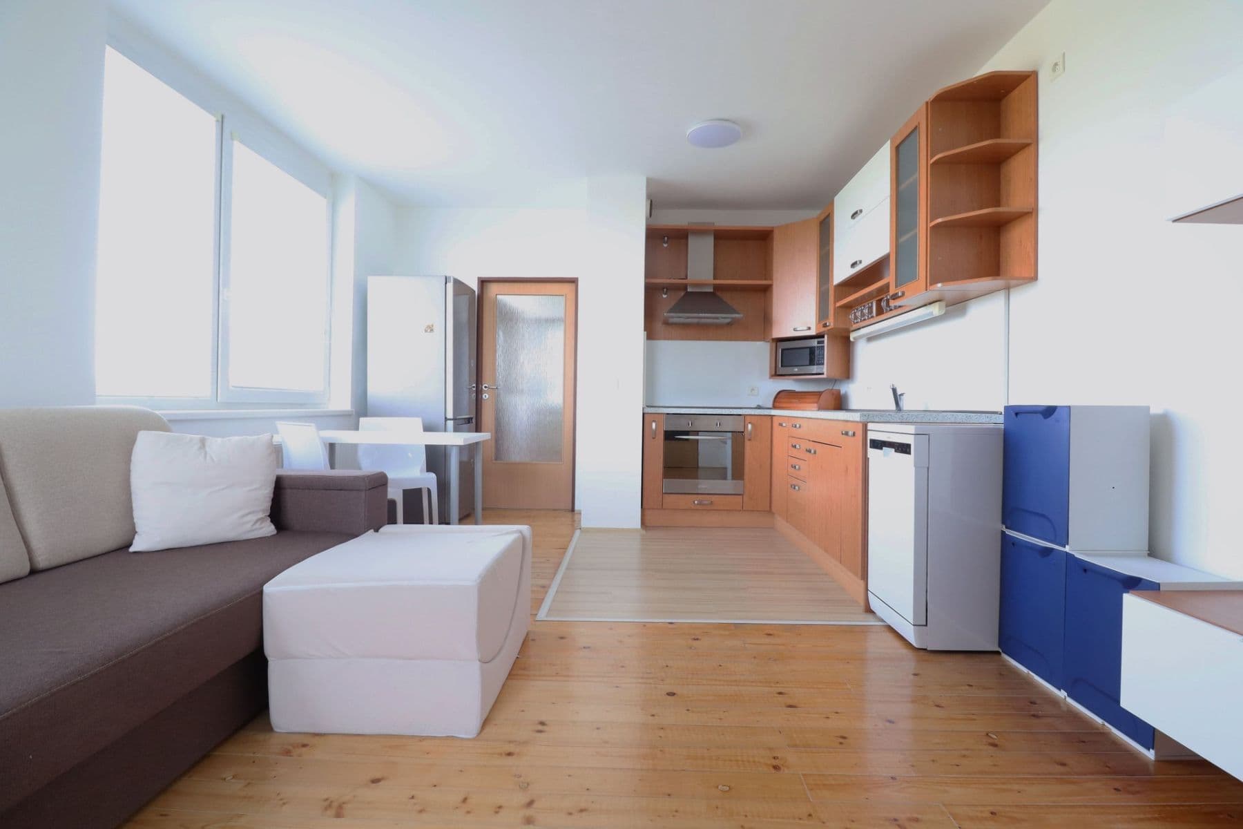 Prenájom bytu 2-izbový 44 m², Chotěšovská, Praha, Praha Prenájom bytu 2-izbový 44 m², Chotěšovská, Praha, Praha