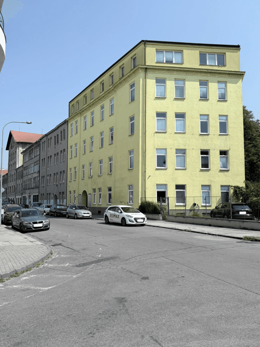 Prenájom kancelárie 33 m², Vlhká, Brno, Jihomoravský kraj Prenájom kancelárie 33 m², Vlhká, Brno, Jihomoravský kraj