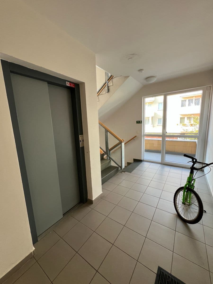 Predaj bytu 2-izbový 58 m², Sušilova, Praha, Praha Predaj bytu 2-izbový 58 m², Sušilova, Praha, Praha