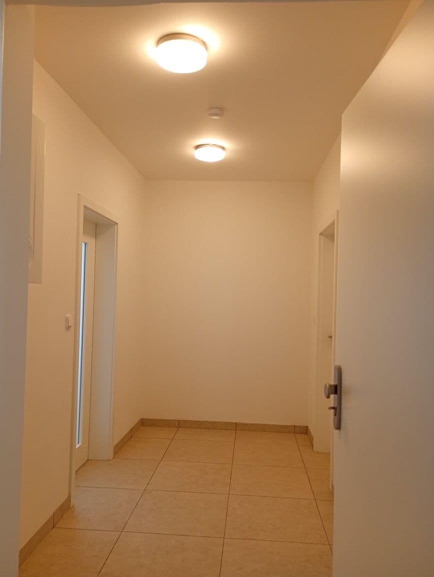 Prenájom bytu 2-izbový 52 m², Libušino údolí, Brno, Jihomoravský kraj Prenájom bytu 2-izbový 52 m², Libušino údolí, Brno, Jihomoravský kraj