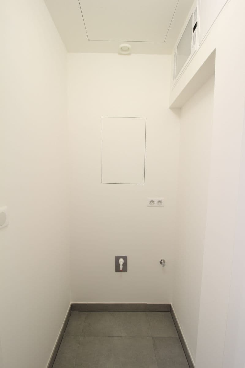 Prenájom bytu 2-izbový 52 m², Univerzitní, Praha, Praha Prenájom bytu 2-izbový 52 m², Univerzitní, Praha, Praha