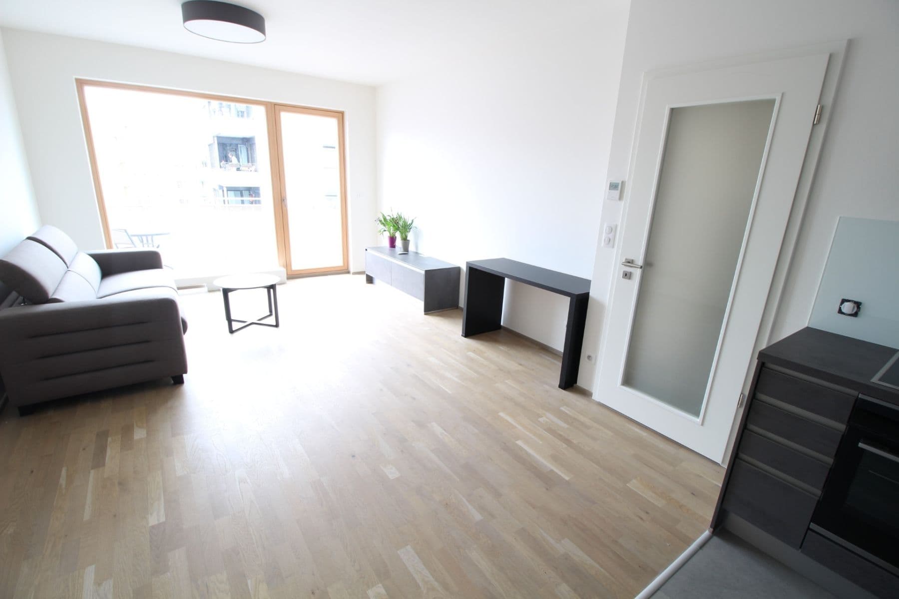 Prenájom bytu 2-izbový 52 m², Univerzitní, Praha, Praha Prenájom bytu 2-izbový 52 m², Univerzitní, Praha, Praha