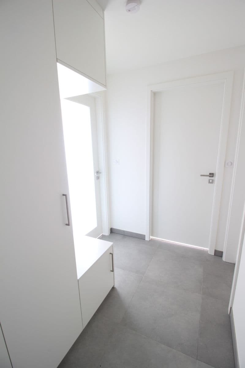 Prenájom bytu 2-izbový 52 m², Univerzitní, Praha, Praha Prenájom bytu 2-izbový 52 m², Univerzitní, Praha, Praha