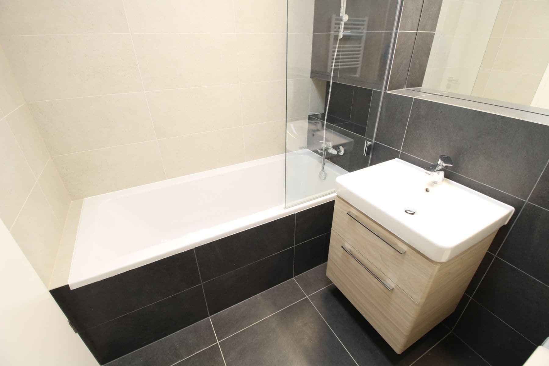 Prenájom bytu 2-izbový 52 m², Univerzitní, Praha, Praha Prenájom bytu 2-izbový 52 m², Univerzitní, Praha, Praha