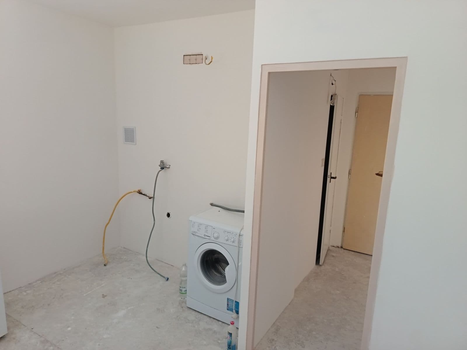 Predaj bytu 1-izbový 35 m², Jasanová, Brno, Jihomoravský kraj Predaj bytu 1-izbový 35 m², Jasanová, Brno, Jihomoravský kraj
