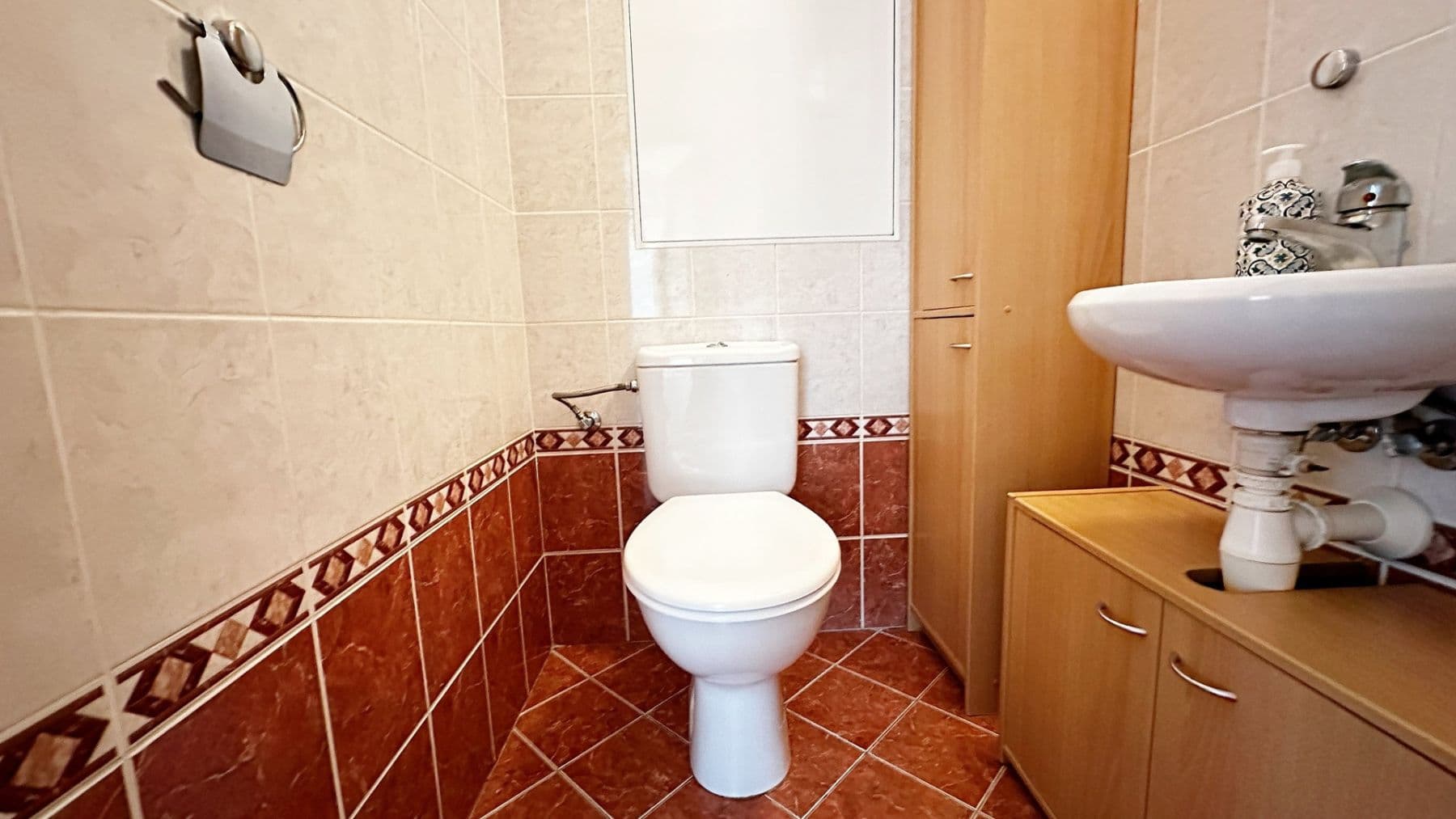Prenájom bytu 3-izbový 96 m², K viaduktu, Praha, Praha Prenájom bytu 3-izbový 96 m², K viaduktu, Praha, Praha