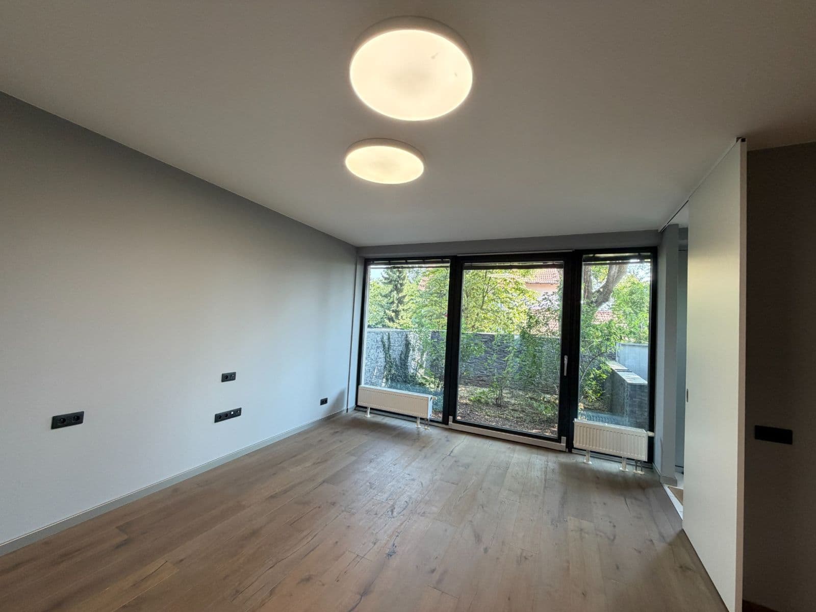 Prenájom bytu 3-izbový 65 m², Pod Průsekem, Praha, Praha Prenájom bytu 3-izbový 65 m², Pod Průsekem, Praha, Praha