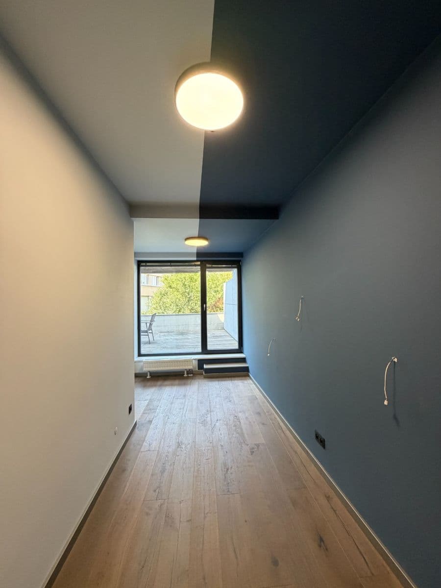 Prenájom bytu 3-izbový 65 m², Pod Průsekem, Praha, Praha Prenájom bytu 3-izbový 65 m², Pod Průsekem, Praha, Praha