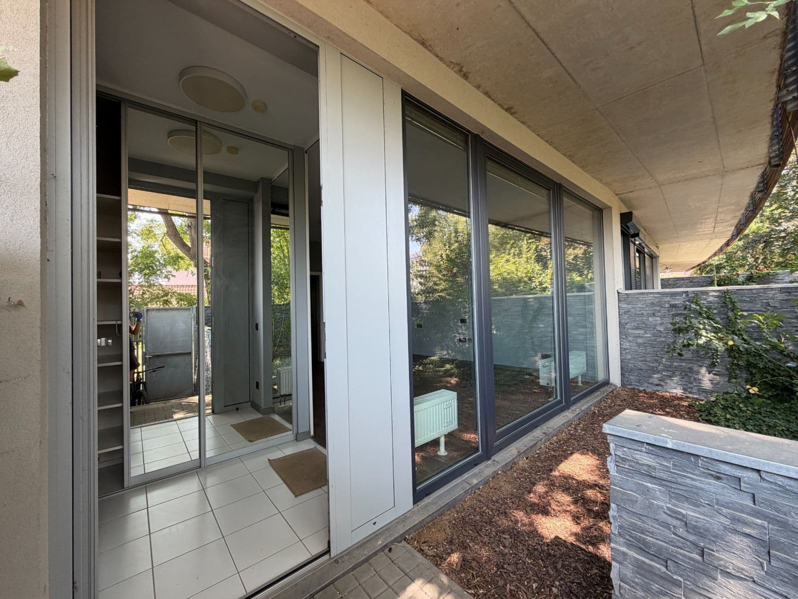 Prenájom bytu 3-izbový 65 m², Pod Průsekem, Praha, Praha Prenájom bytu 3-izbový 65 m², Pod Průsekem, Praha, Praha